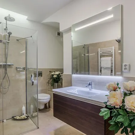 Apartament Royal Route