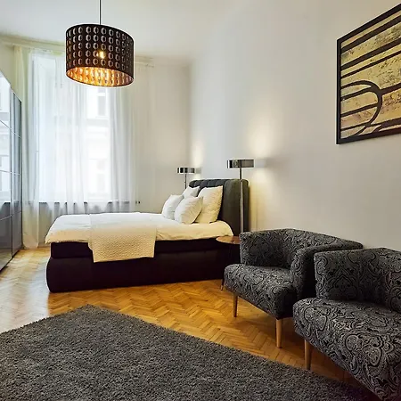 Apartment Royal Route