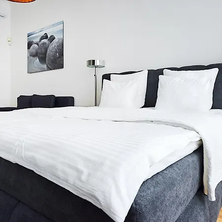 Apartment Royal Route