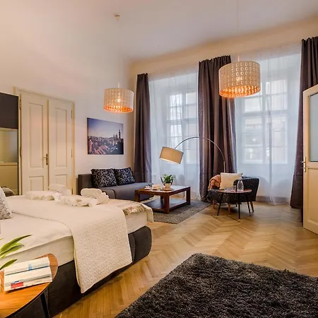 رويال روت ريزيدنس شقة براغ