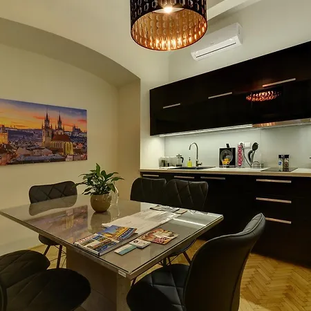 Apartament Royal Route Praga