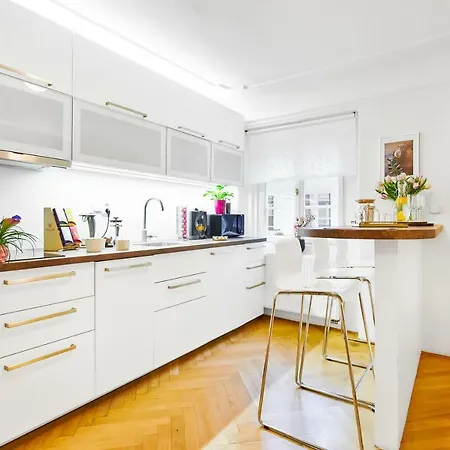 Apartament Royal Route Praga