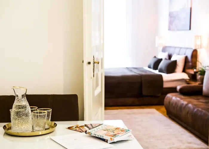 Royal Route Apartman *