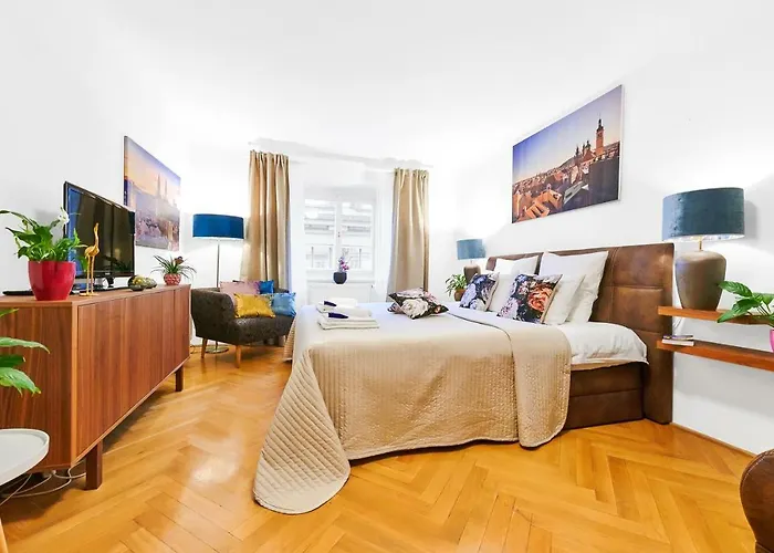 Royal Route Apartment Prag